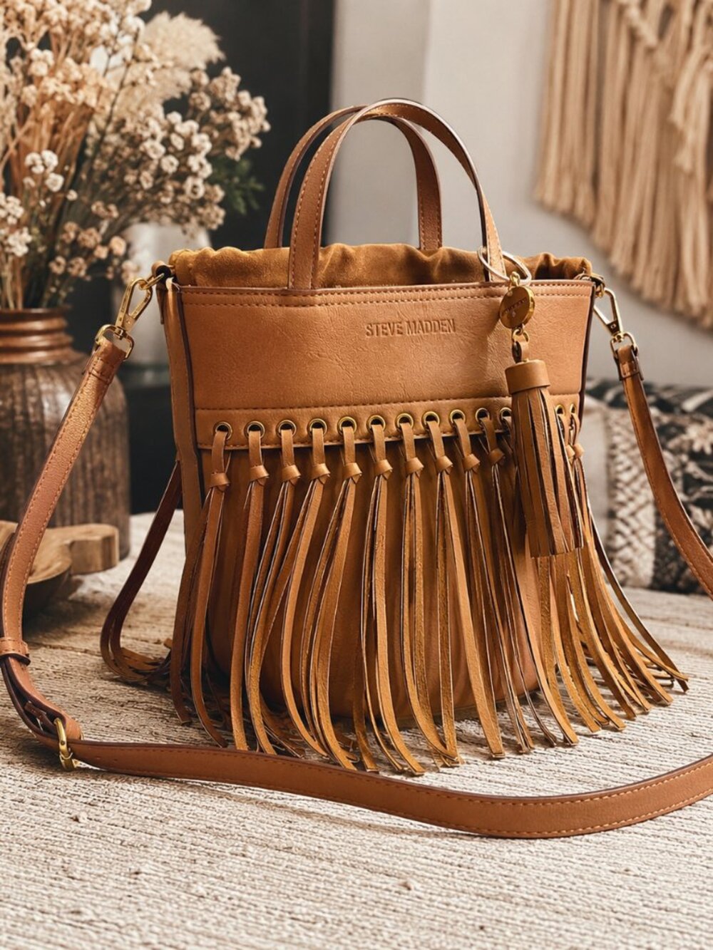 Steve Madden Boho Fringe Bucket Bag Crossbody Purse Tan NWT